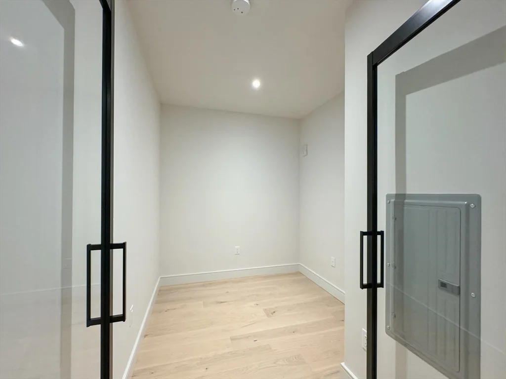 1 bed, 1 bath apartment for rent at 1 Nevins Hill Way Unit 406, Brighton — photo 10 of 37