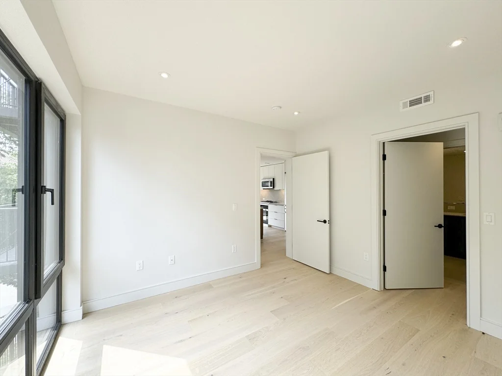 2 bed, 2 bath apartment for rent at 1 Nevins Hill Way Unit 606, Brighton — photo 11 of 38