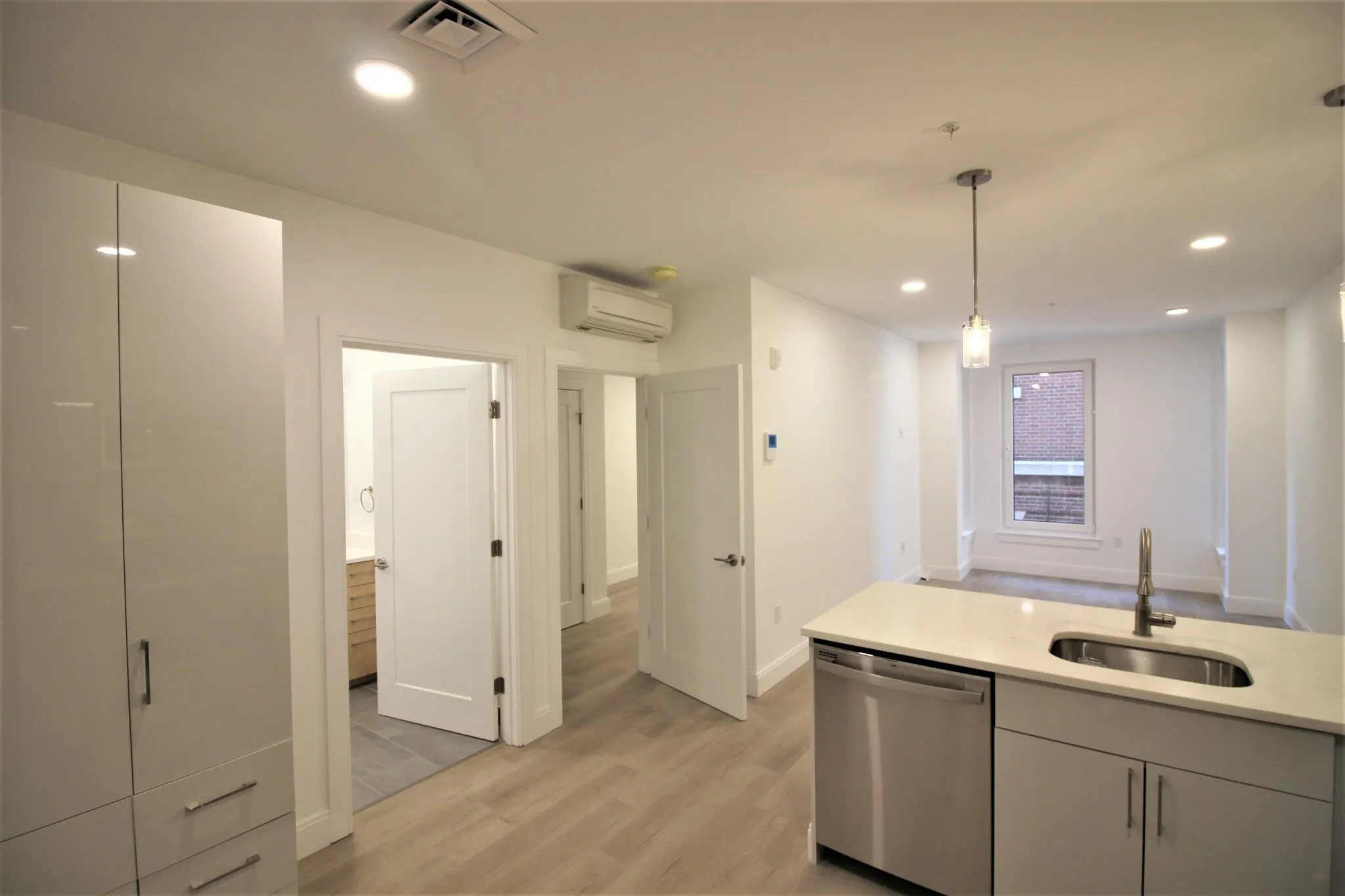 1 bed, 1 bath apartment for rent at 1 Newcomb St Unit 202, Roxbury — photo 6 of 14