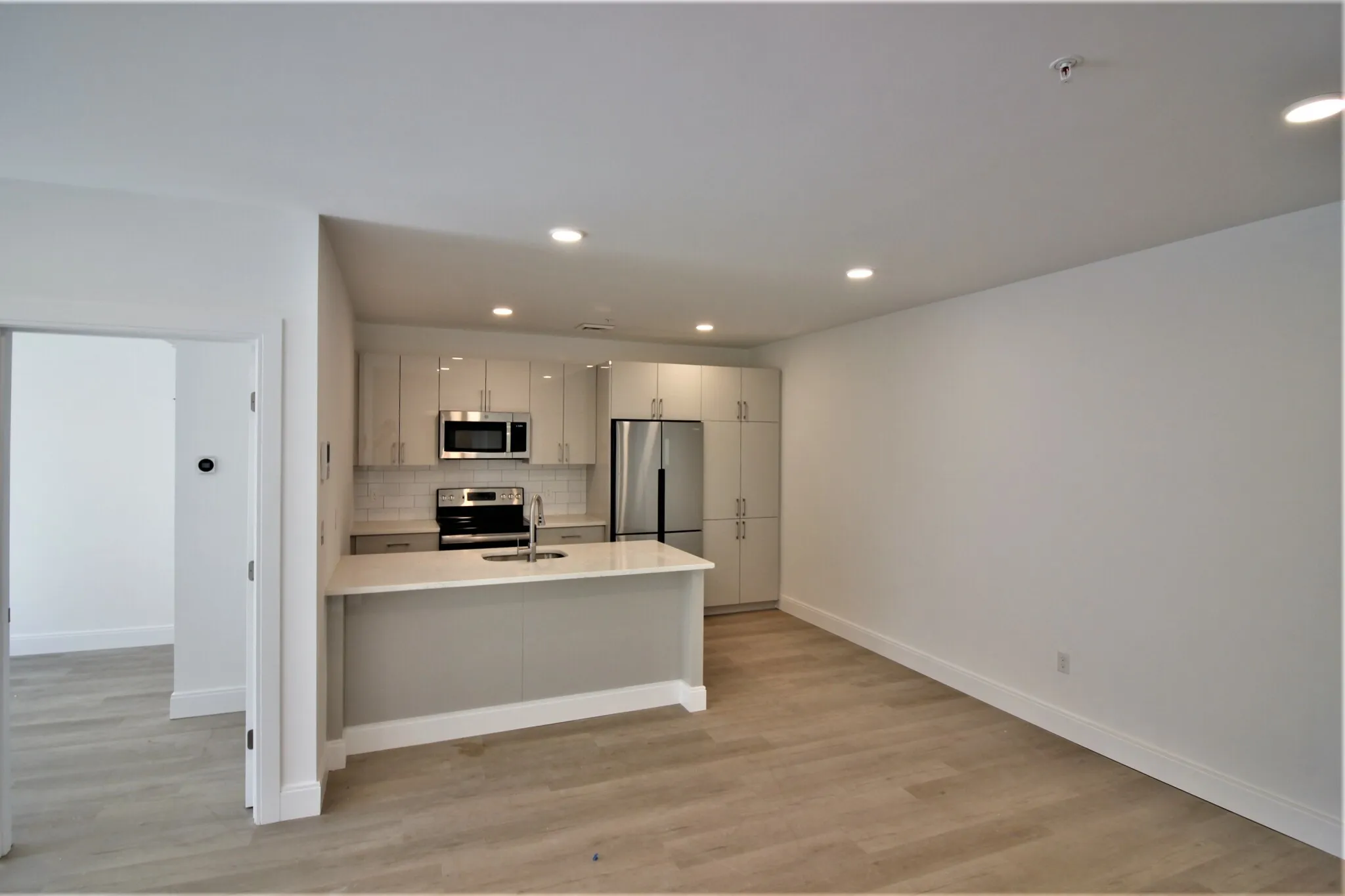 2 bed, 1 bath apartment for rent at 1 Newcomb St Unit 502, Roxbury — photo 2 of 12