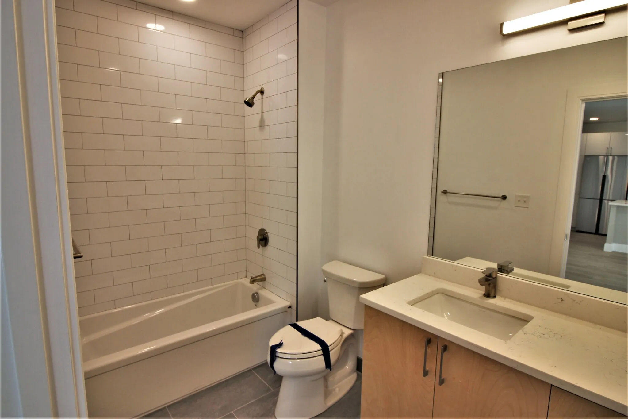 2 bed, 1 bath apartment for rent at 1 Newcomb St Unit 502, Roxbury — photo 3 of 12
