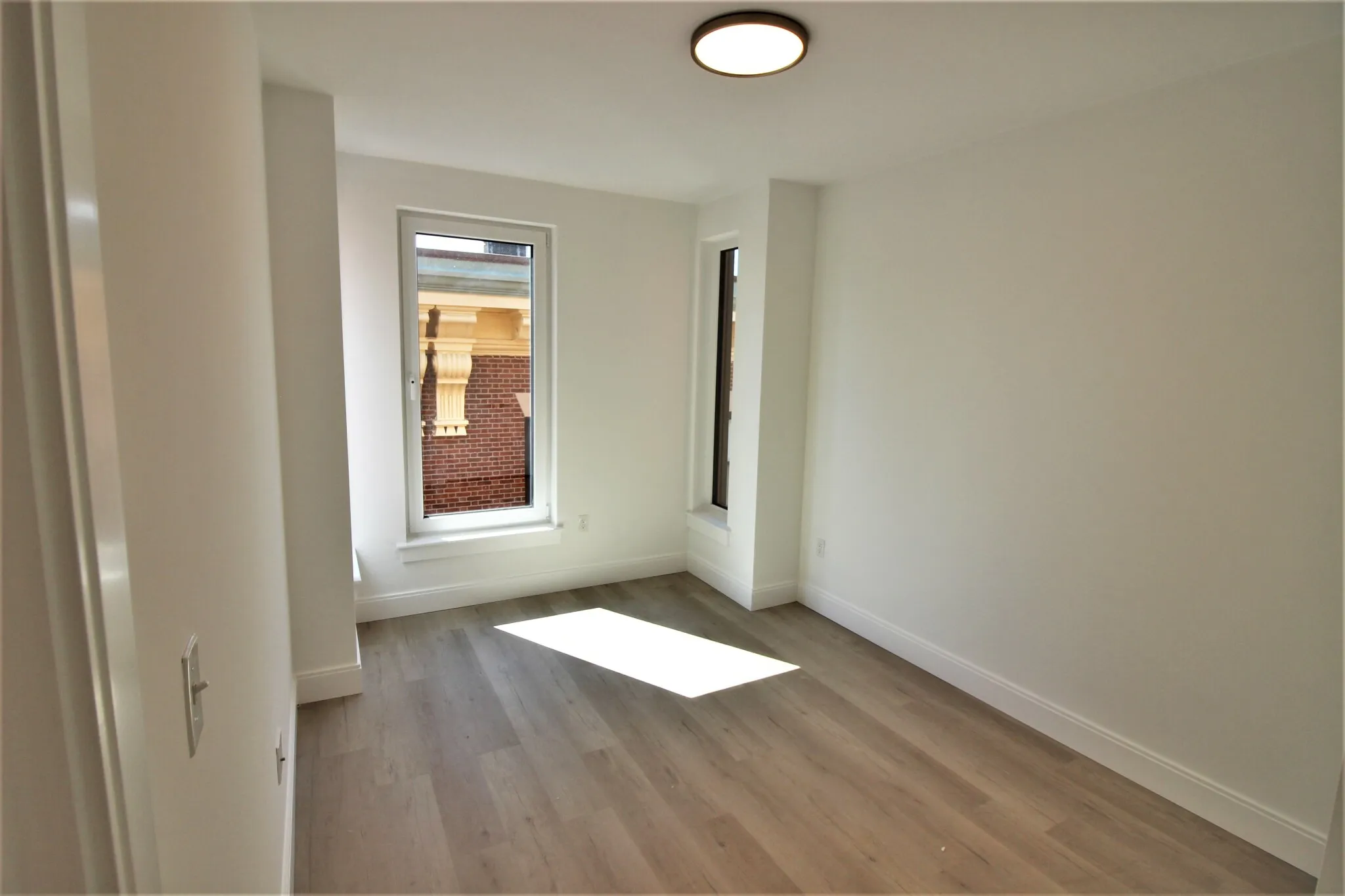 2 bed, 1 bath apartment for rent at 1 Newcomb St Unit 502, Roxbury — photo 6 of 12