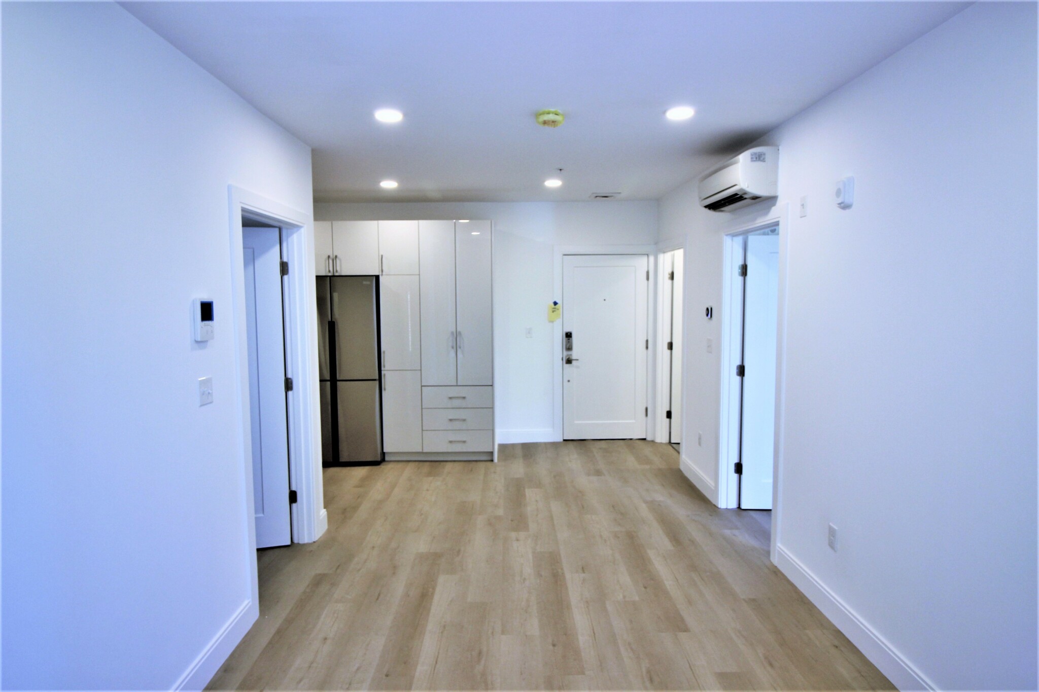 2 bed, 1 bath apartment for rent at 1 Newcomb St Unit 503, South End — photo 3 of 10