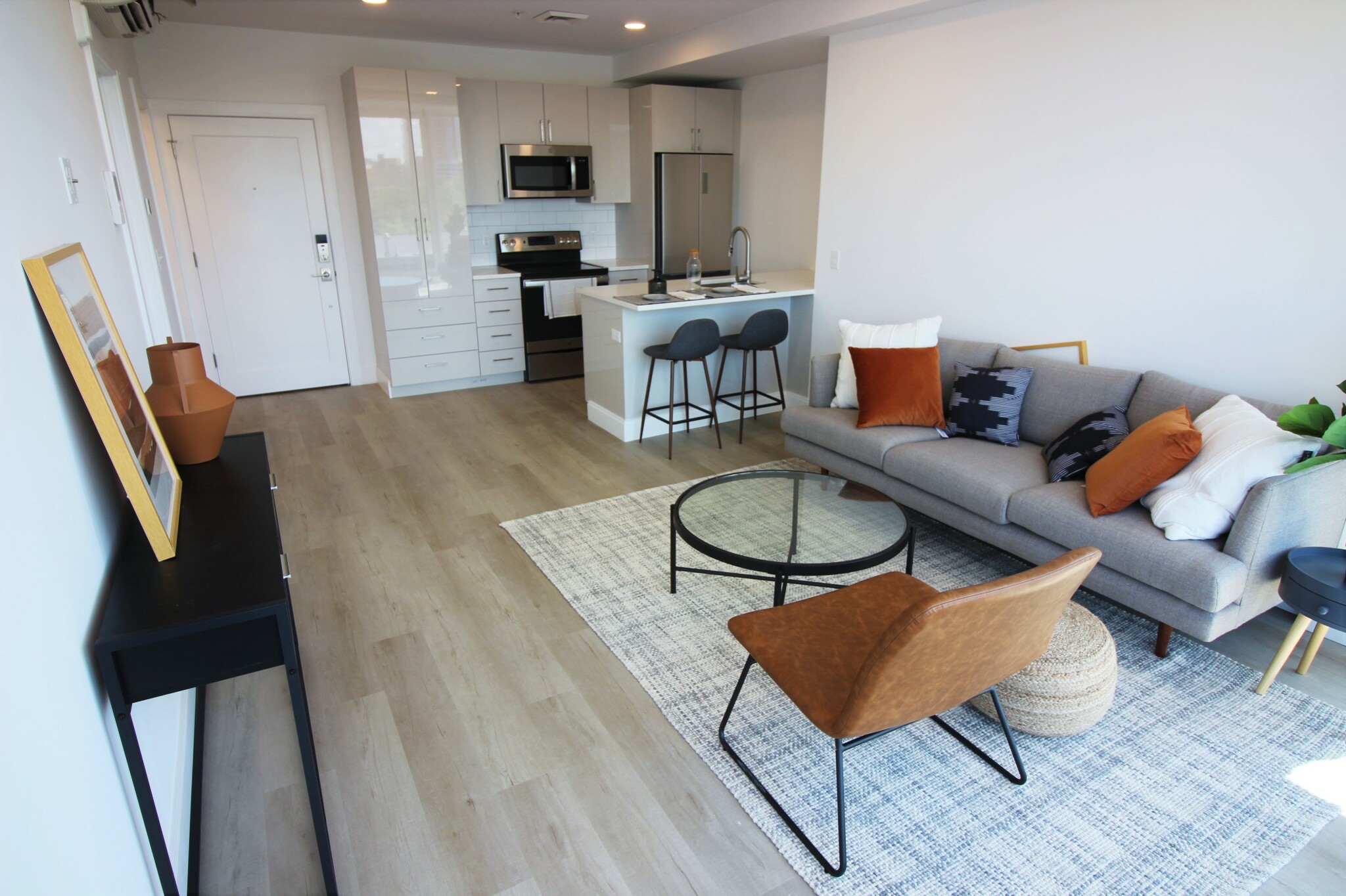 1 bed, 1 bath apartment for rent at 1 Newcomb St Unit 603, Roxbury — photo 3 of 16
