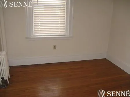 2 bed, 1 bath apartment for rent at 1 Newport Rd Unit 1, Baldwin — photo 9 of 11