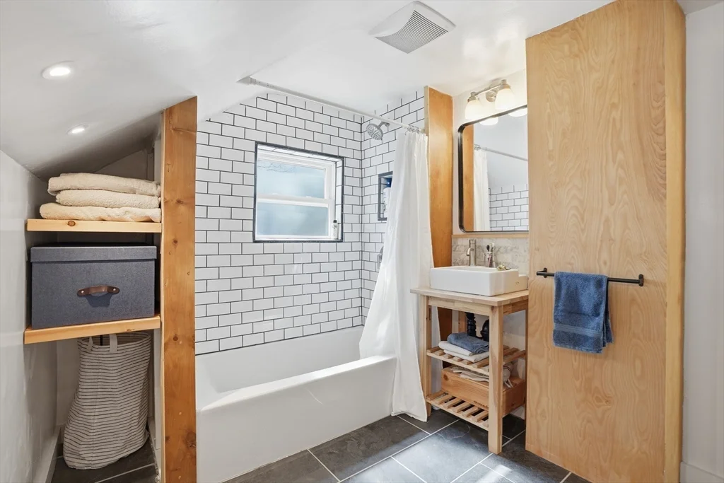 3 bed, 2 bath apartment for rent at 1 North St, Framingham — photo 15 of 22