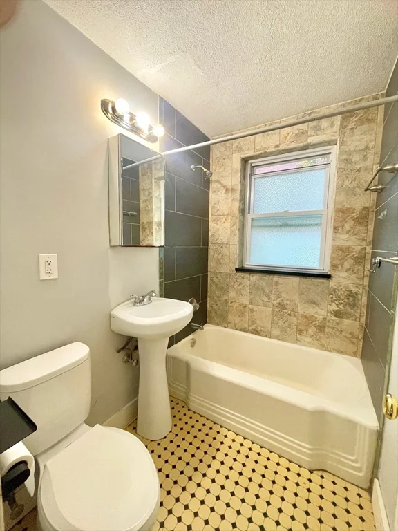 2 bed, 1 bath apartment for rent at 1 O'leary Way Unit 91, Jamaica Plain — photo 11 of 12