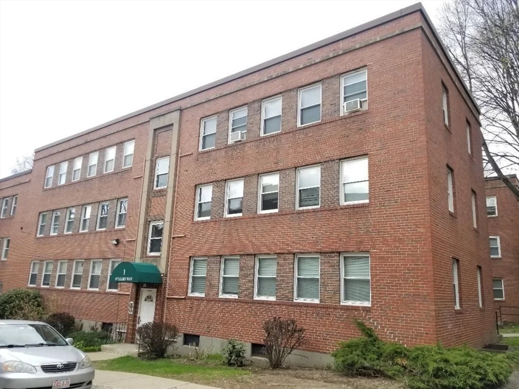 2 bed, 1 bath apartment for rent at 1 O'leary Way Unit 91, Jamaica Plain — photo 1 of 12