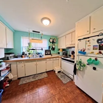 3 bed, 1 bath apartment for rent at 1 O'leary Way Unit 92, Jamaica Plain