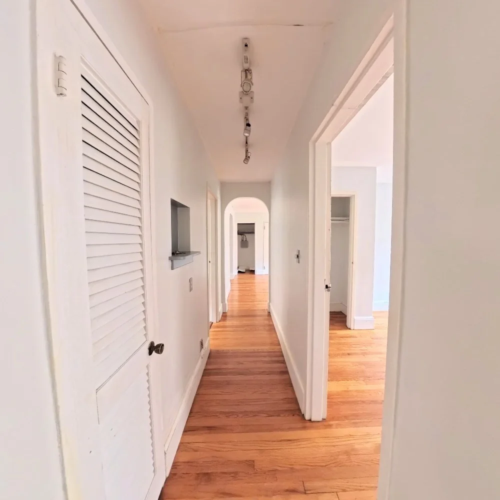 3 bed, 1 bath apartment for rent at 1 O'leary Way Unit 92, Jamaica Plain — photo 10 of 11