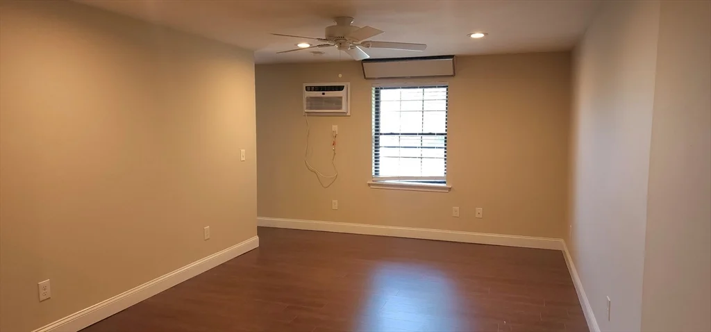 1 bed, 1 bath apartment for rent at 1 Old Colony Rd Unit 204, Mansfield — photo 3 of 7
