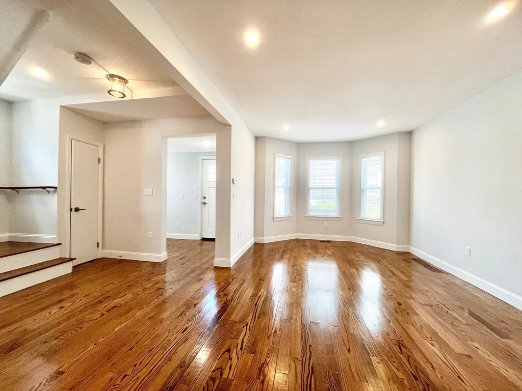 4 bed, 2 bath apartment for rent at 1 Oliver, Watertown