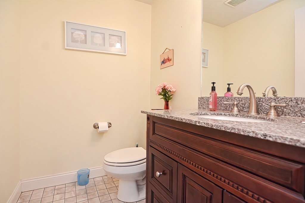 2 bed, 2 bath apartment for rent at 1 Olson St Unit 4, Wilmington — photo 22 of 25