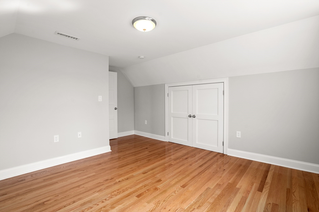 3 bed, 1 bath apartment for rent at 1 Orient Ave Unit 2, Everett — photo 9 of 12