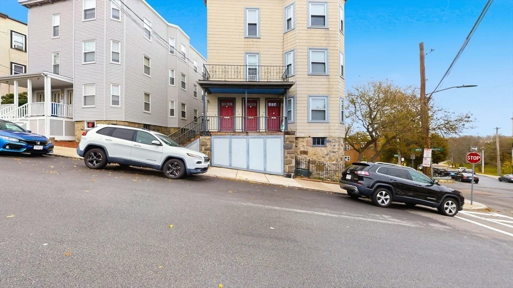 3 bed, 1 bath apartment for rent at 1 Orient Ave Unit 2B, East Boston — photo 15 of 16
