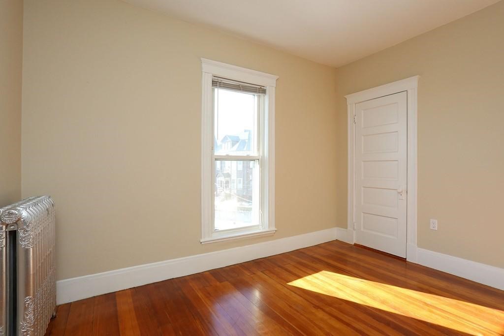4 bed, 1 bath apartment for rent at 1 Orient Ave Unit 3, East Boston — photo 7 of 15