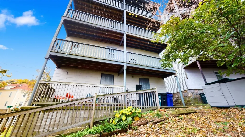 4 bed, 1 bath apartment for rent at 1 Orient Ave Unit 3C, East Boston — photo 23 of 25