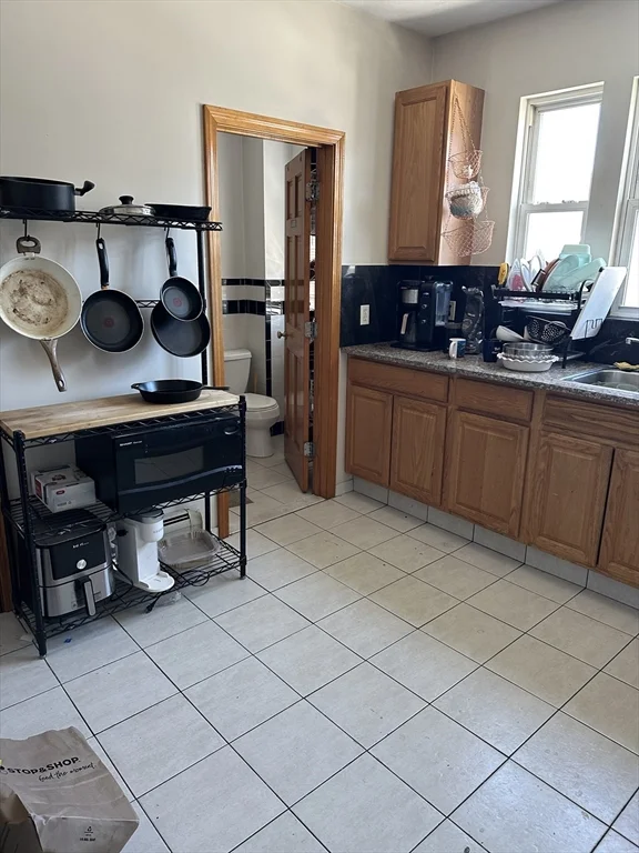 4 bed, 1 bath apartment for rent at 1 Ossipee Rd Unit 2, Tufts University — photo 11 of 15