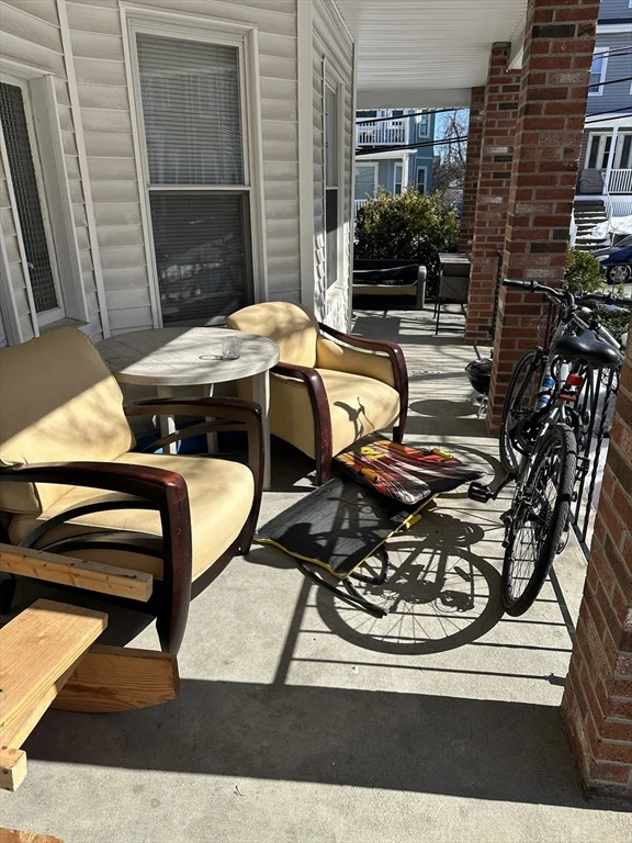 4 bed, 1 bath apartment for rent at 1 Ossipee Rd Unit 2, Tufts University — photo 2 of 15