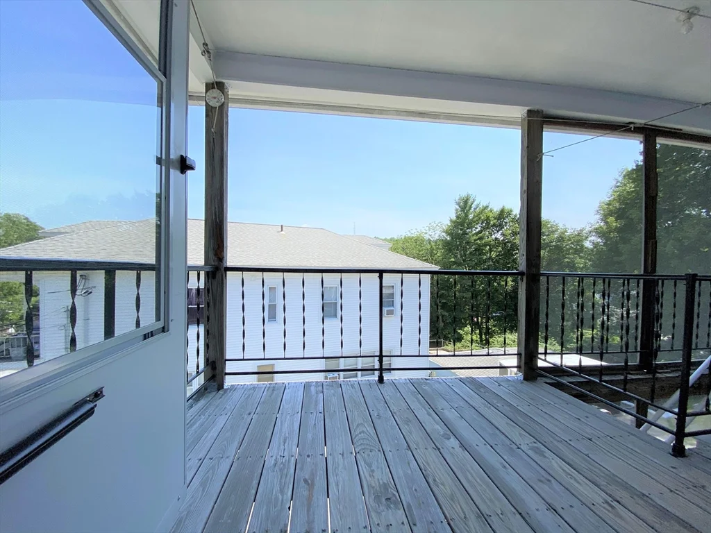 2 bed, 1 bath apartment for rent at 1 Overland St Unit 3, Fitchburg — photo 8 of 8