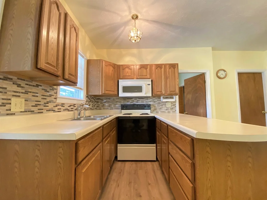 2 bed, 1 bath apartment for rent at 1 Overland St Unit 3, Fitchburg — photo 1 of 8