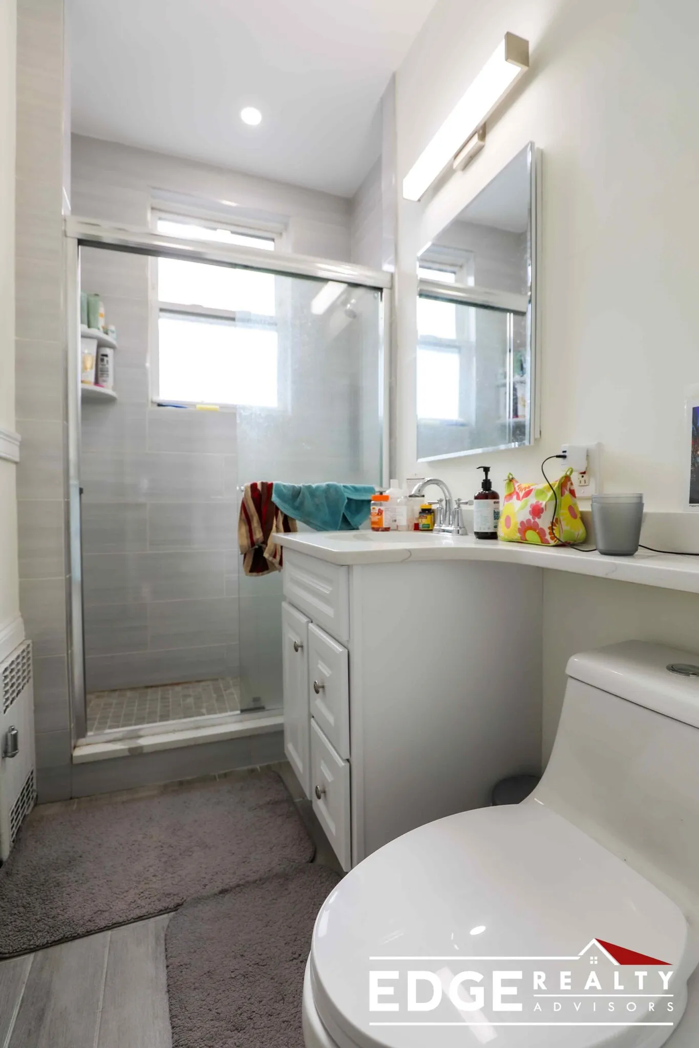 2 bed, 1 bath apartment for rent at 1 Pama Gdns Unit 2, Brighton — photo 6 of 9