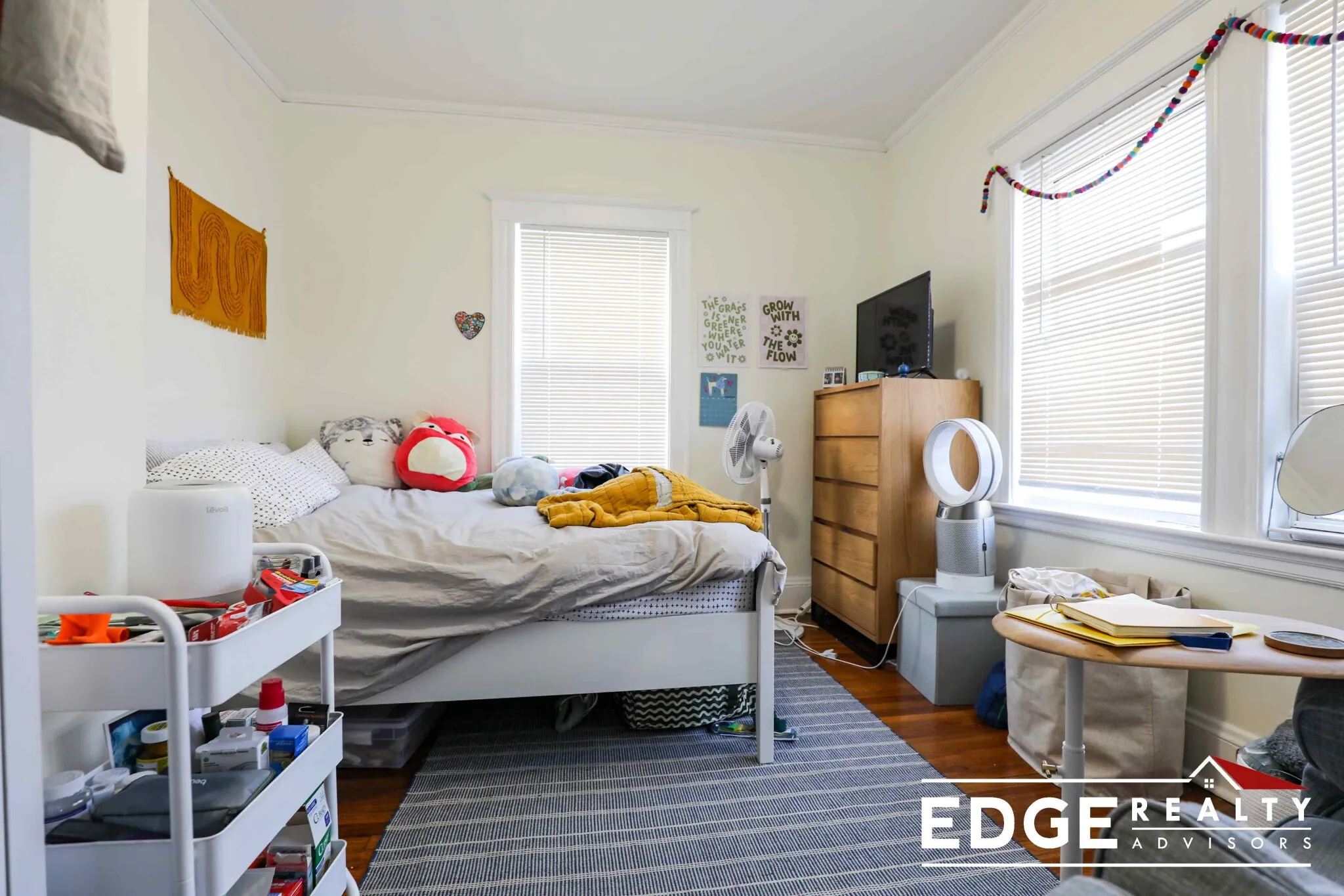 2 bed, 1 bath apartment for rent at 1 Pama Gdns Unit 2, Brighton — photo 8 of 9