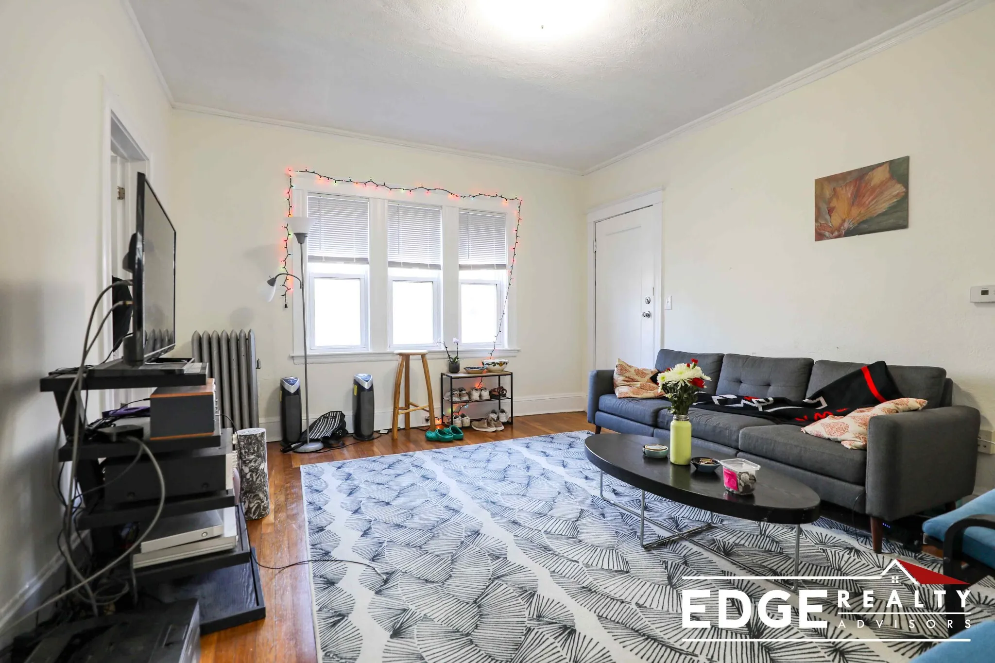 2 bed, 1 bath apartment for rent at 1 Pama Gdns Unit 2, Brighton — photo 4 of 9