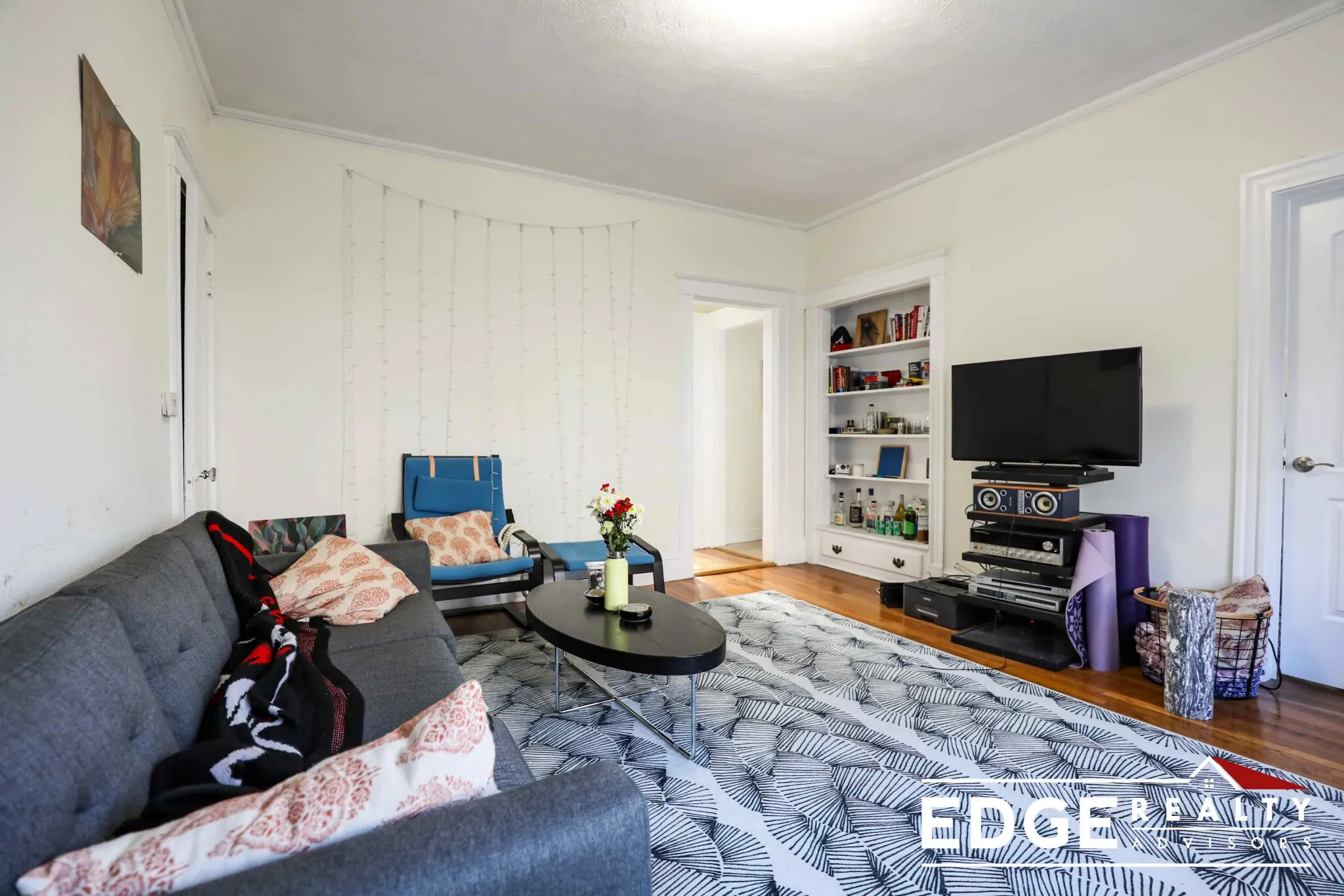 2 bed, 1 bath apartment for rent at 1 Pama Gdns Unit 2, Brighton — photo 5 of 9