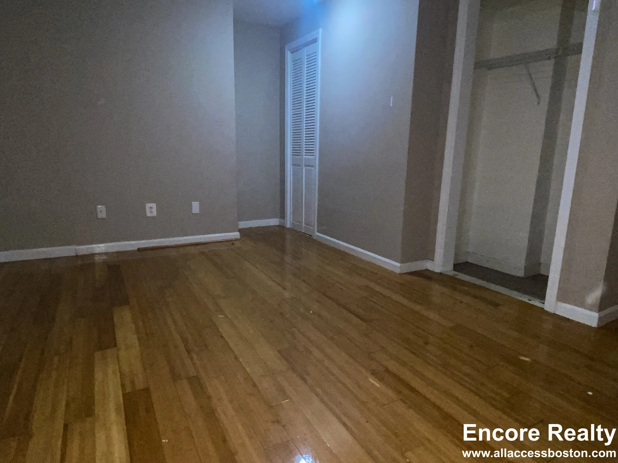 3 bed, 2 bath apartment for rent at 1 Parker Hill Ter Unit 1, Mission Hill — photo 23 of 29