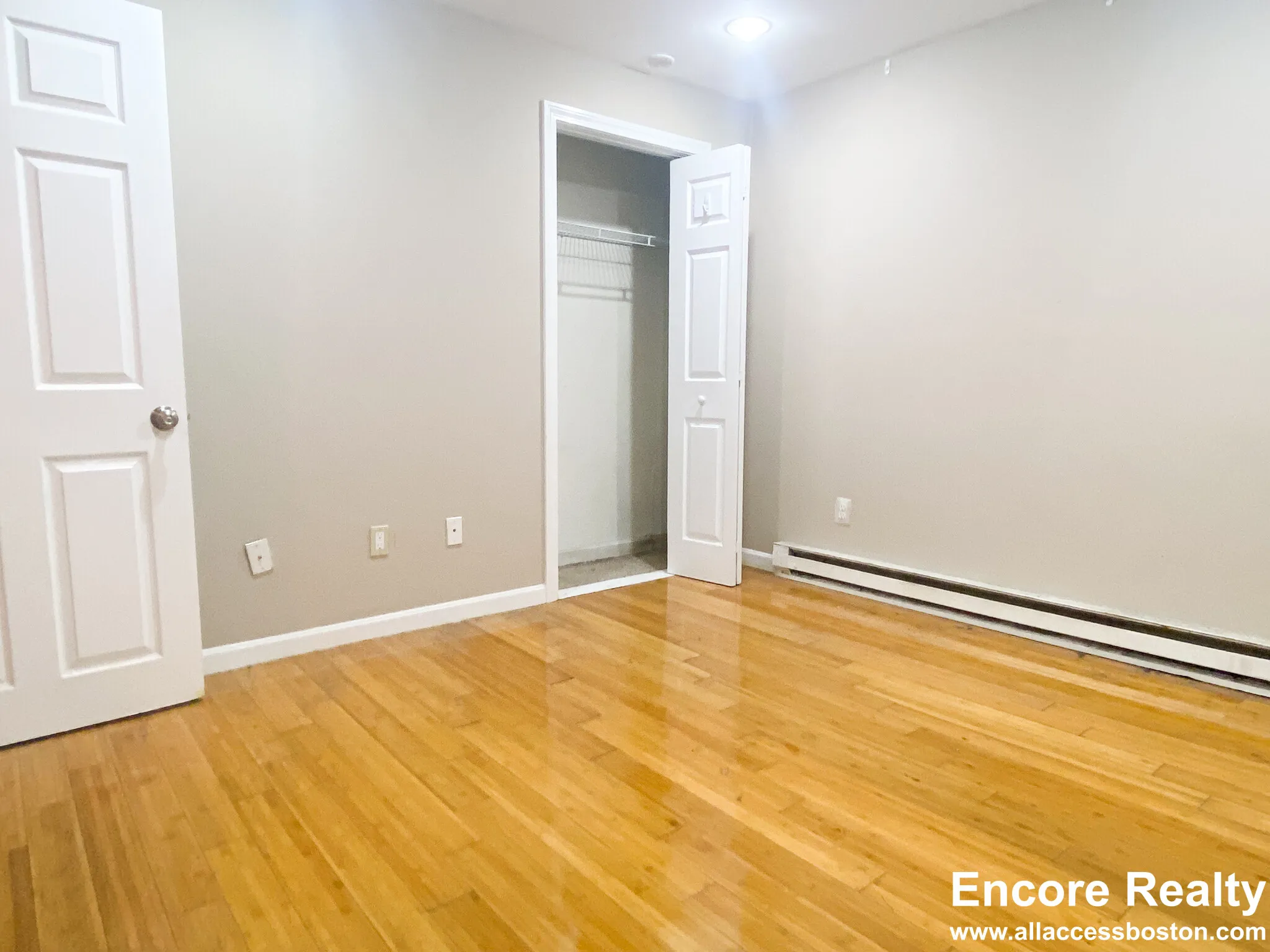 3 bed, 2 bath apartment for rent at 1 Parker Hill Ter Unit 1, Mission Hill — photo 20 of 29