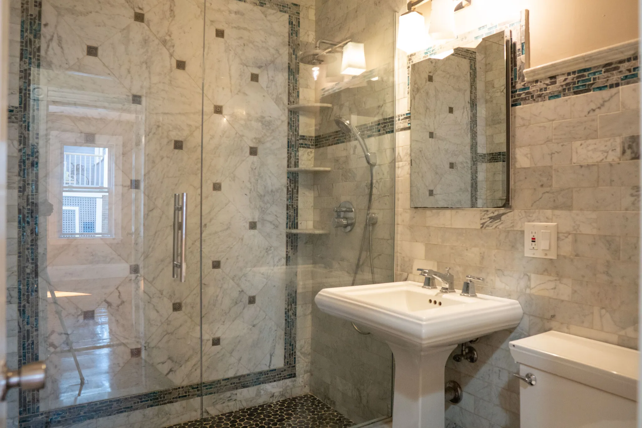 3 bed, 2 bath apartment for rent at 1 Parker Hill Ter Unit 1, Mission Hill — photo 11 of 29