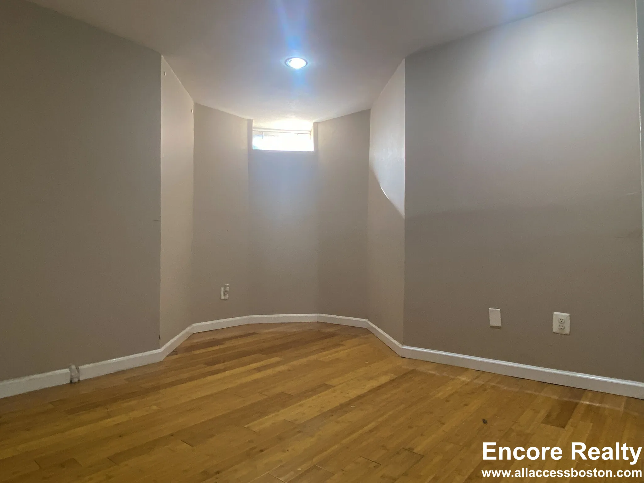3 bed, 2 bath apartment for rent at 1 Parker Hill Ter Unit 1, Mission Hill — photo 17 of 29