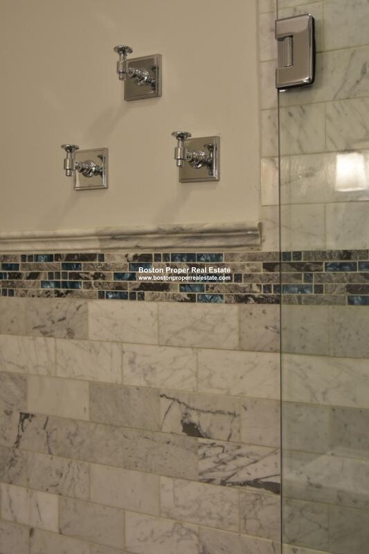 4 bed, 1 bath apartment for rent at 1 Parker Hill Ter Unit 2A, Mission Hill — photo 3 of 38