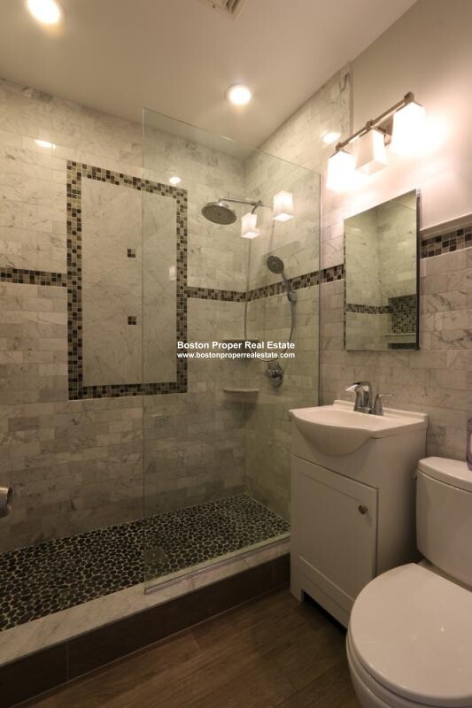 4 bed, 1 bath apartment for rent at 1 Parker Hill Ter Unit 2A, Mission Hill — photo 17 of 38