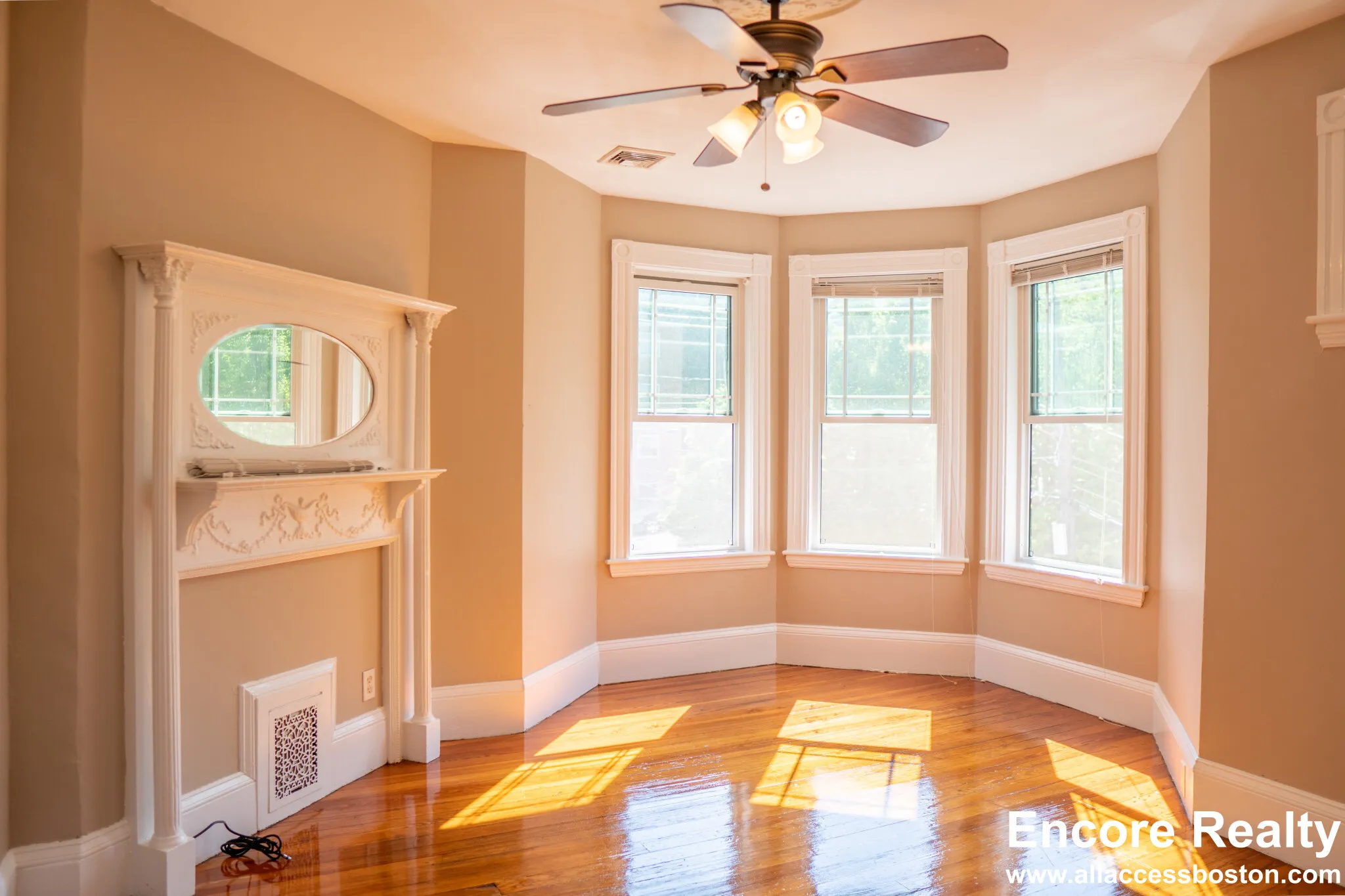 7 bed, 2 bath apartment for rent at 1 Parker Hill Ter Unit 3, Mission Hill — photo 1 of 46