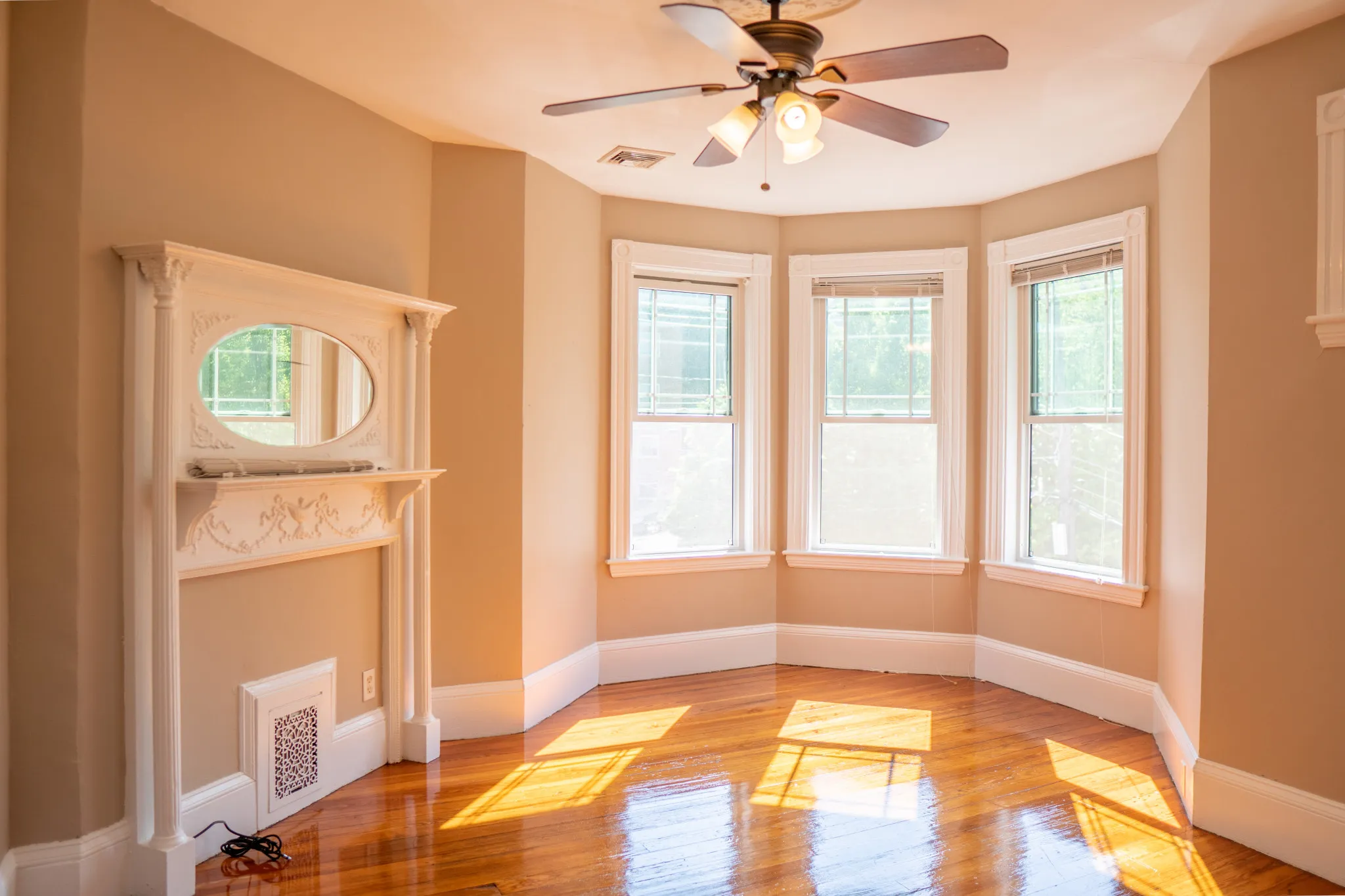 7 bed, 2 bath apartment for rent at 1 Parker Hill Ter Unit 3, Mission Hill — photo 39 of 46