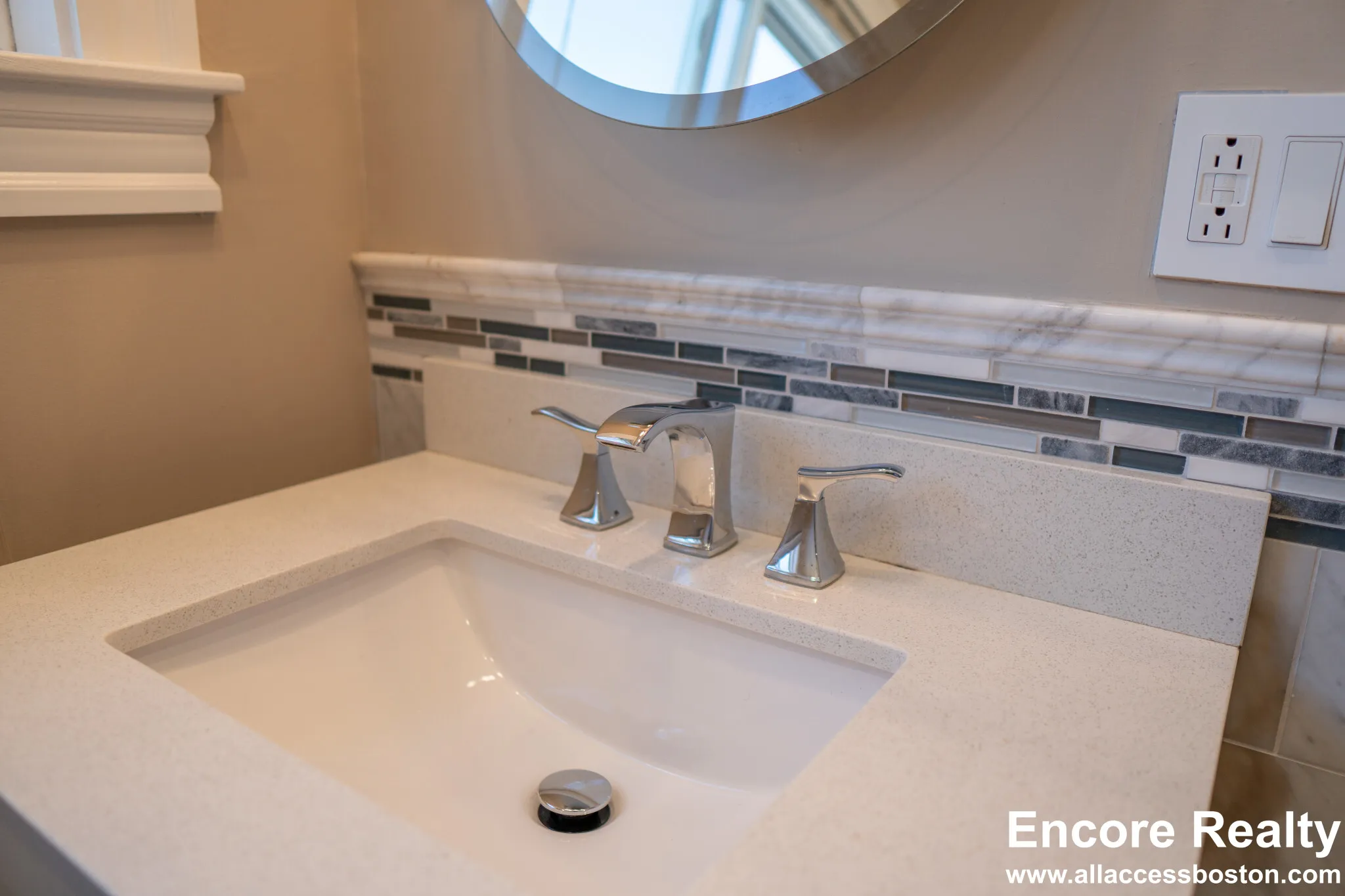 7 bed, 2 bath apartment for rent at 1 Parker Hill Ter Unit 3, Mission Hill — photo 18 of 46