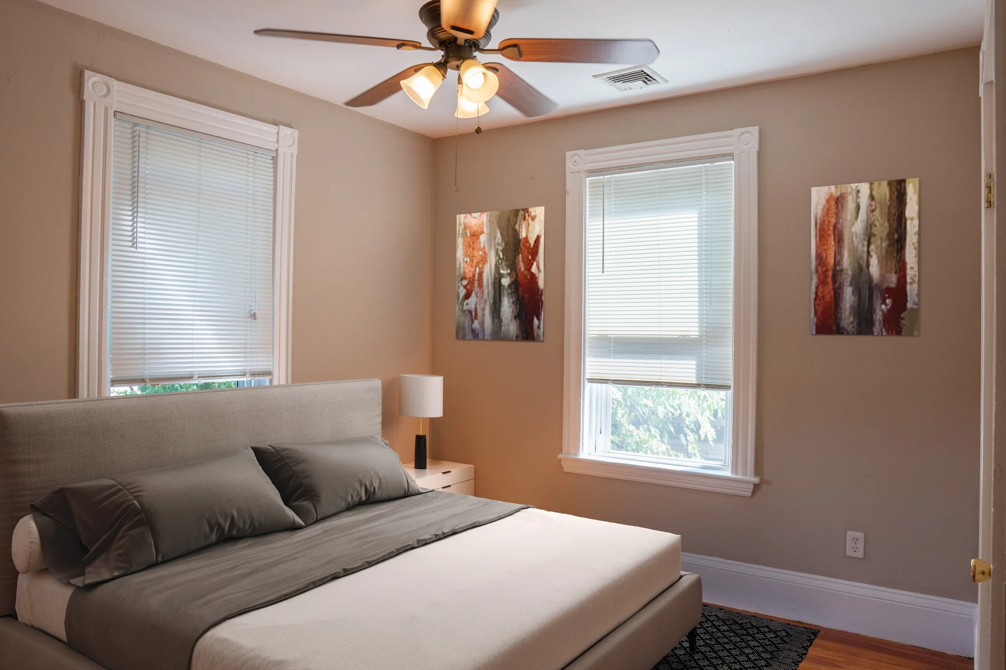 7 bed, 2 bath apartment for rent at 1 Parker Hill Ter Unit 3, Mission Hill — photo 46 of 46