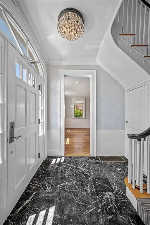 4 bed, 4+ bath apartment for rent at 1 Pearl St, Glenwood — photo 5 of 24