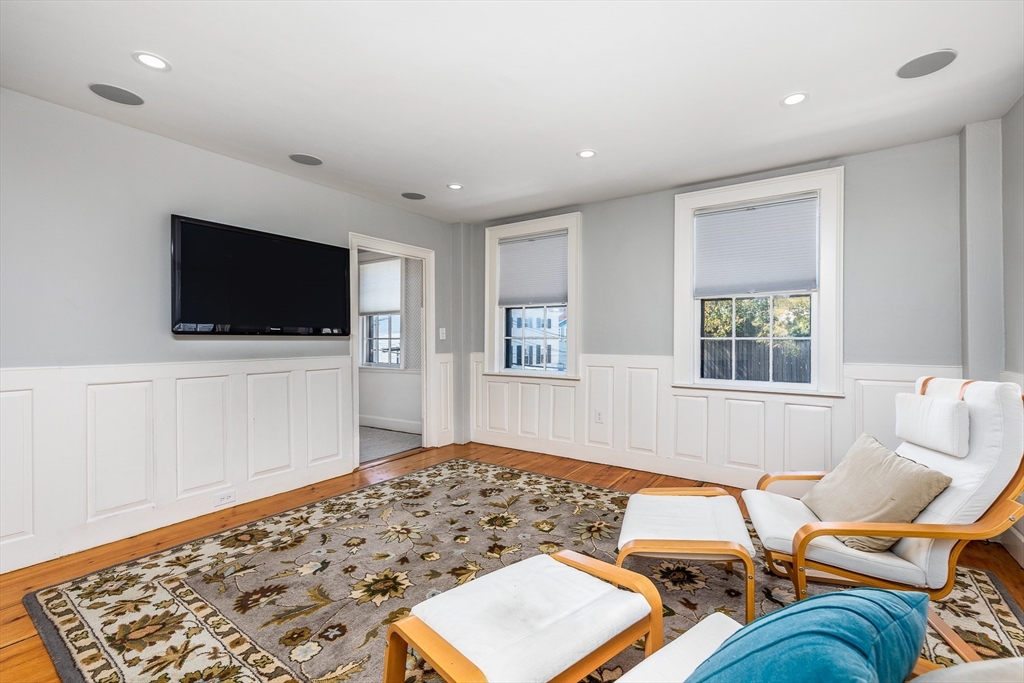 4 bed, 4+ bath apartment for rent at 1 Pearl St, Old Town — photo 26 of 38