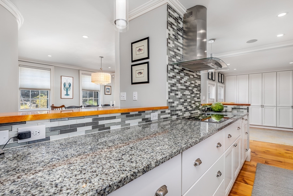 4 bed, 4+ bath apartment for rent at 1 Pearl St, Old Town — photo 12 of 38