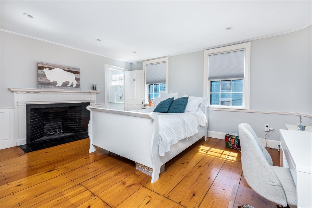 4 bed, 4+ bath apartment for rent at 1 Pearl St, Old Town — photo 28 of 38