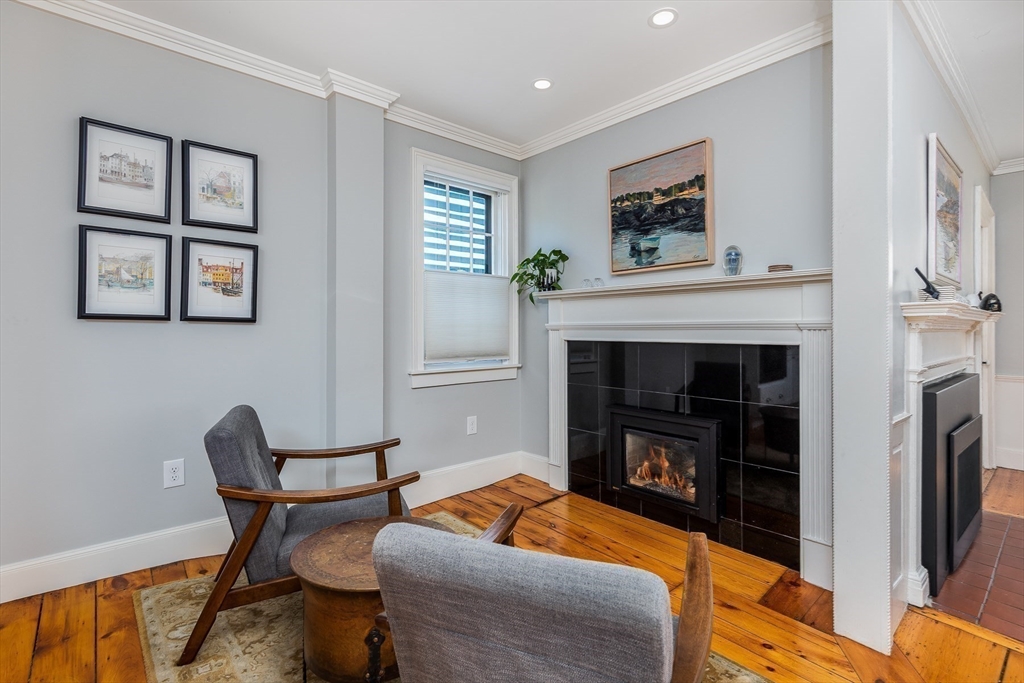 4 bed, 4+ bath apartment for rent at 1 Pearl St, Old Town — photo 17 of 38