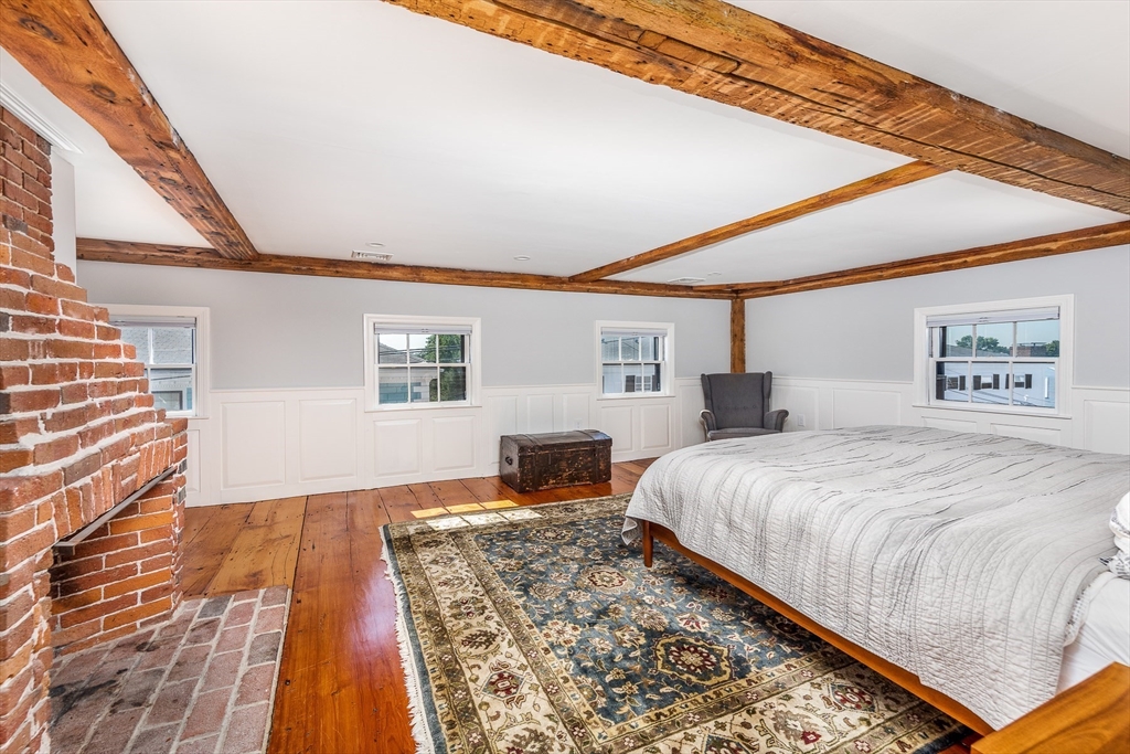 4 bed, 4+ bath apartment for rent at 1 Pearl St, Old Town — photo 20 of 38