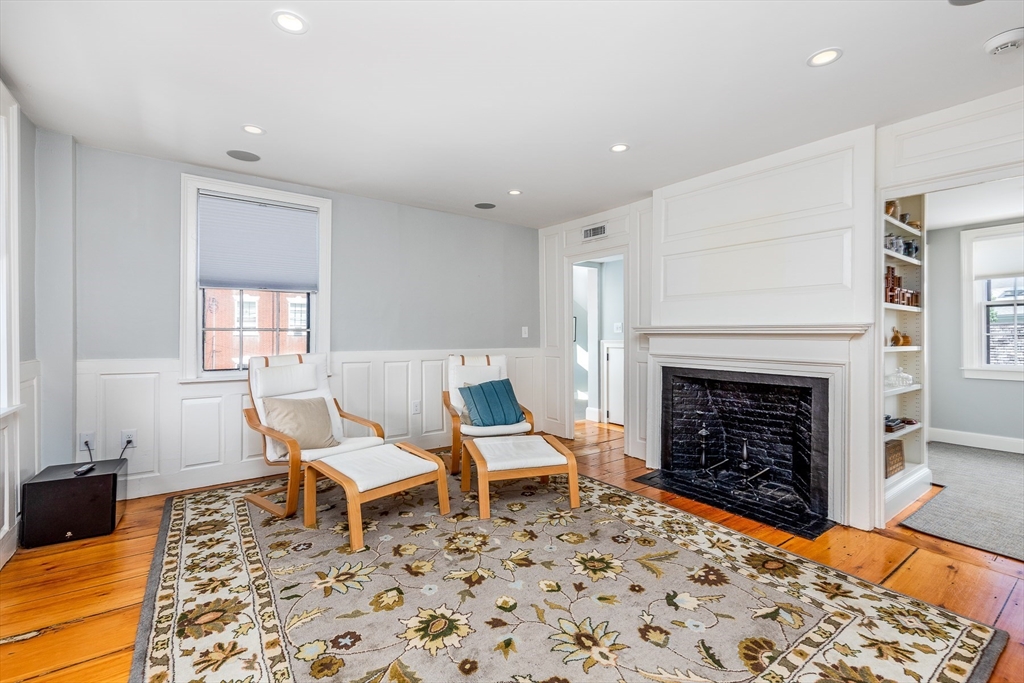 4 bed, 4+ bath apartment for rent at 1 Pearl St, Old Town — photo 27 of 38