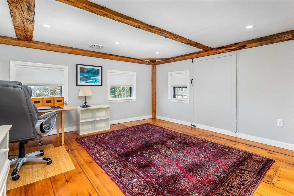 4 bed, 4+ bath apartment for rent at 1 Pearl St, Old Town — photo 24 of 38