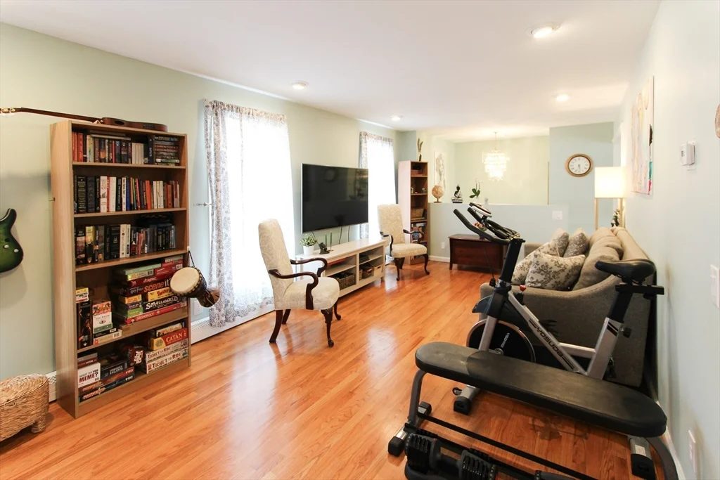 3 bed, 3 bath apartment for rent at 1 Pelham Unit B, Worcester — photo 13 of 32