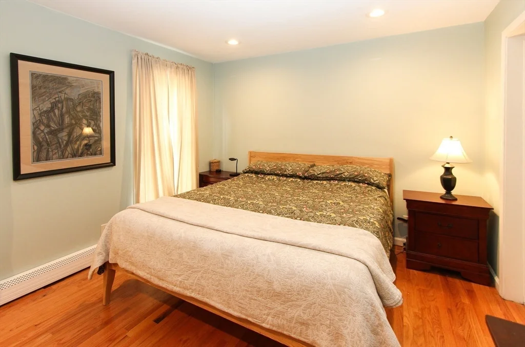 3 bed, 3 bath apartment for rent at 1 Pelham Unit B, Worcester — photo 20 of 32