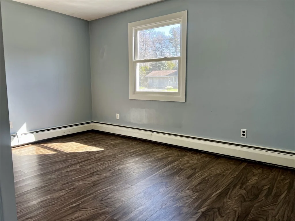 3 bed, 1 bath apartment for rent at 1 Perkins Rd, Danvers — photo 17 of 25